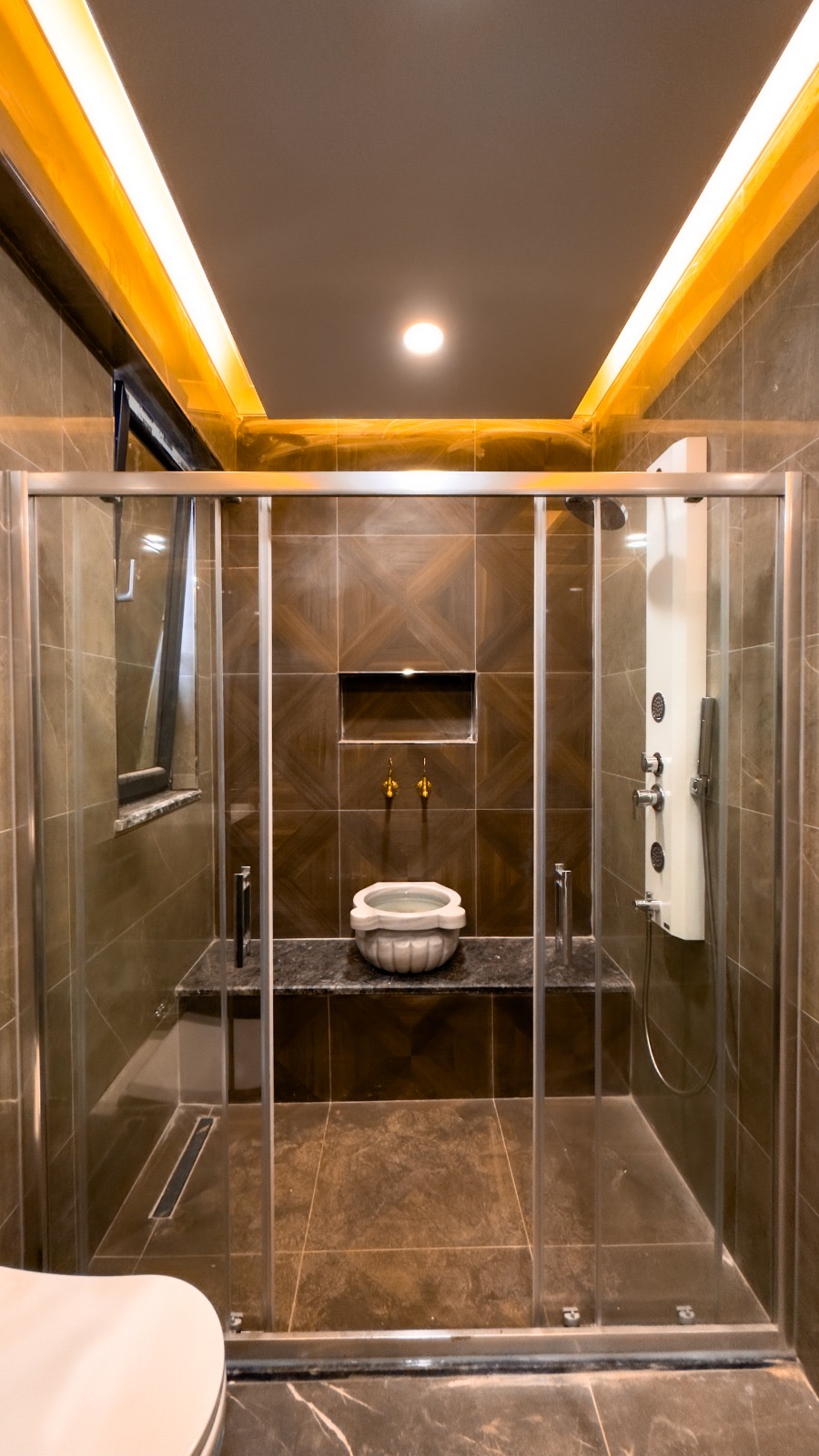 Banyo Duşakabin Uygulamaları